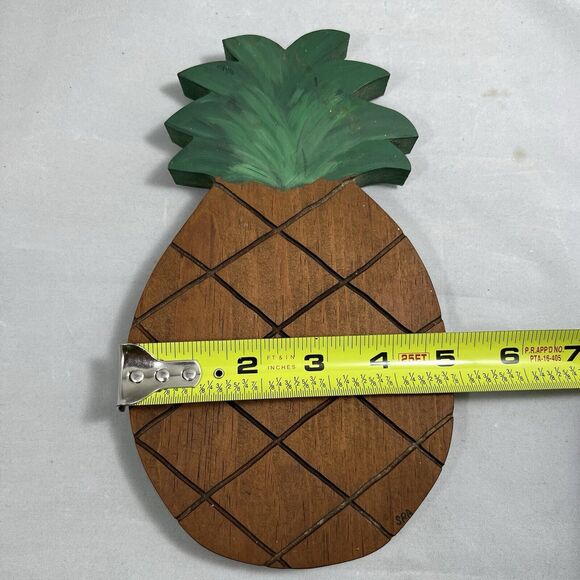 Vintage Wooden Handpainted Pineapple Wall Decor - Picture 8 of 8